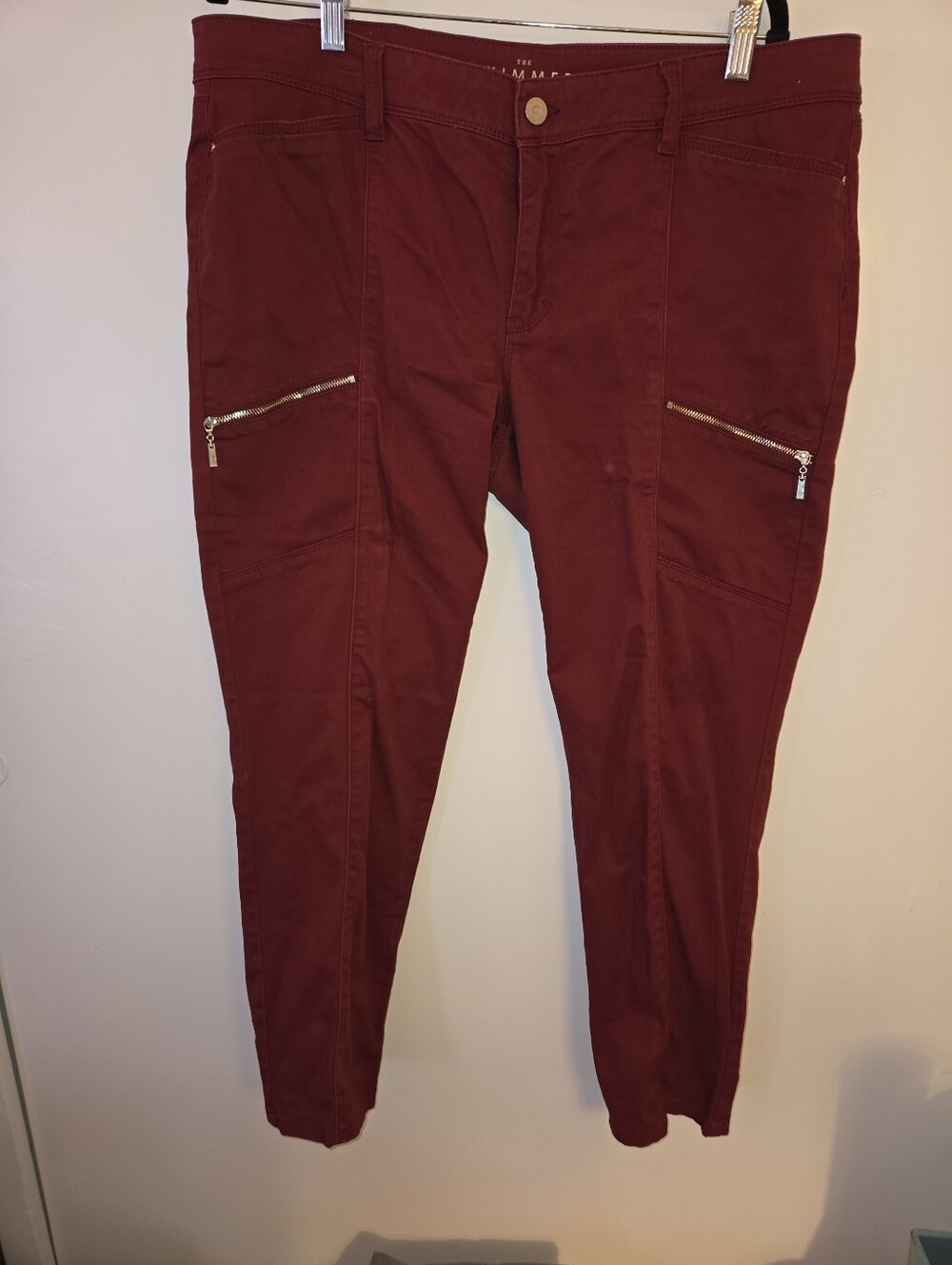 White House Black Market Women's Burgundy Red Zip-Pocket Pants